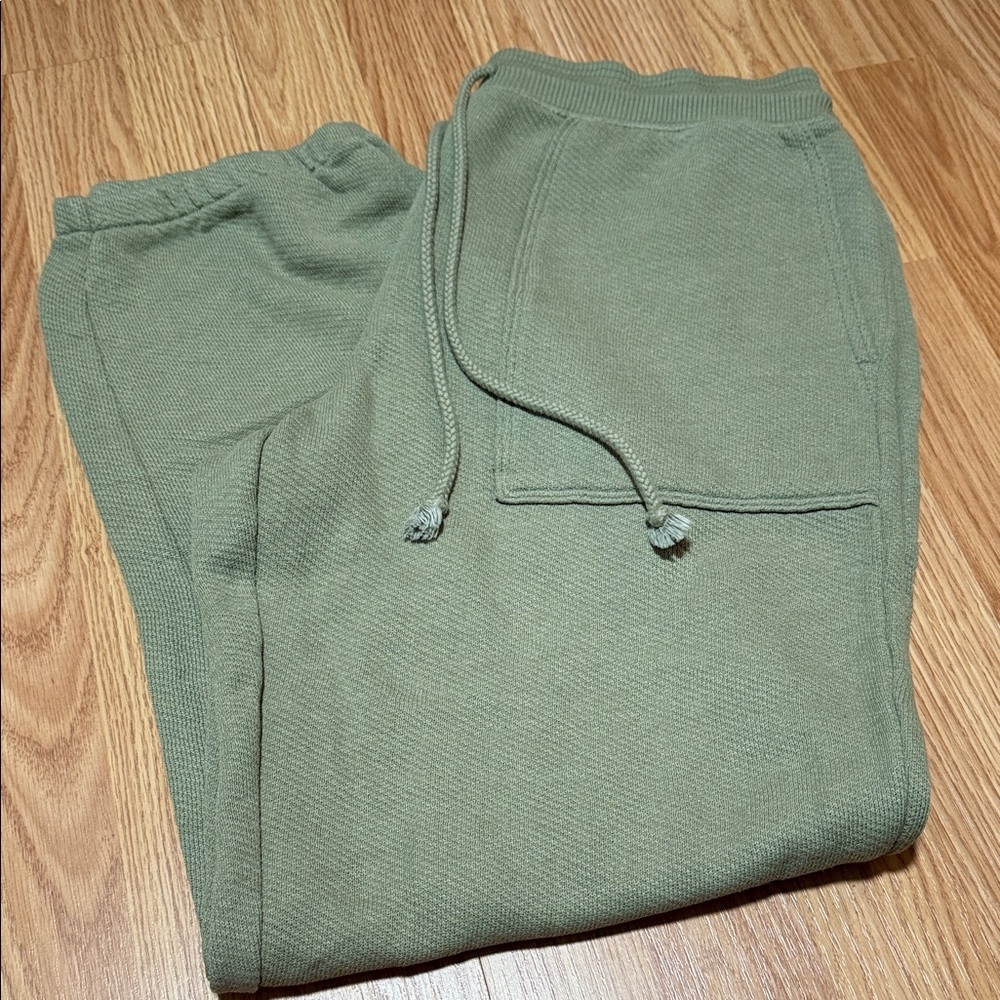 American Eagle Olive Green Fleece